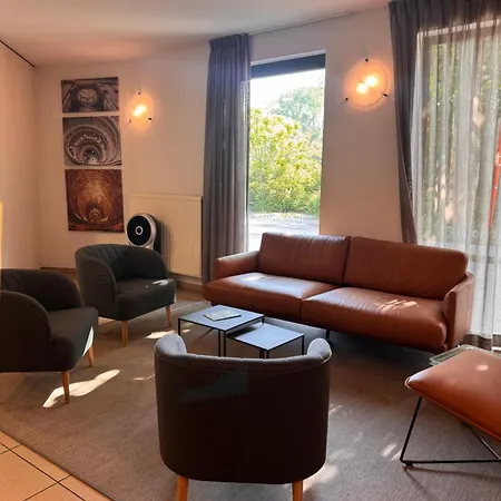 Hobbit Hotel Brussels Airport Zaventem-3